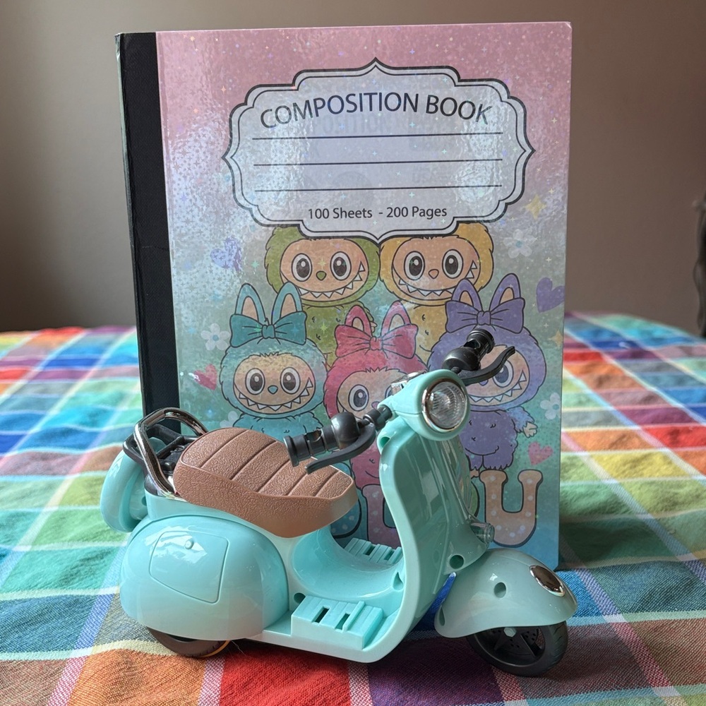 🛵👹🛵  LABUBU NOTEBOOK & SCOOTER 🛵 - Picture 15 of 16